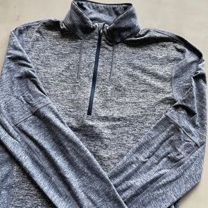 Men’s Lululemon long sleeve 1/4 zip